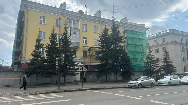 В Красноярске начался ремонт фасадов домов