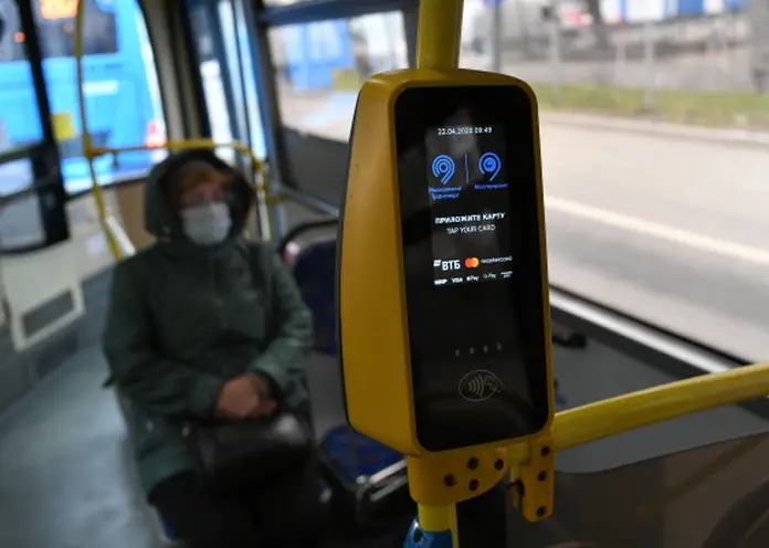 В Омске планируют ввести одноразовые картонные проездные