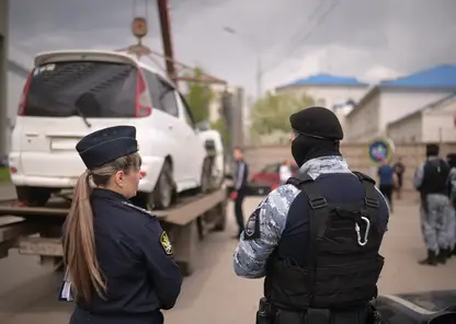 Красноярка угнала арестованный судебными приставами автомобиль