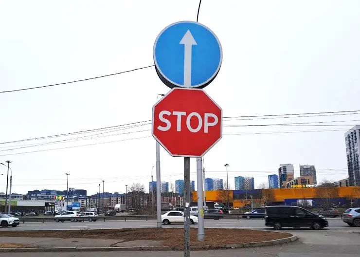 На ул. Лесопильщиков в Красноярске на месяц ограничили движение