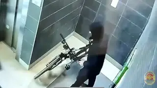 Серийный «охотник за мелочёвкой» из Красноярска пойдёт под суд Серийный «охотник за мелочёвкой» из Красноярска пойдёт под суд