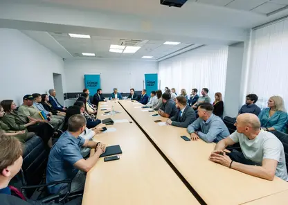 Лидер «Новых людей» Алексей Нечаев обсудил с красноярским губернатором поддержку предпринимательства