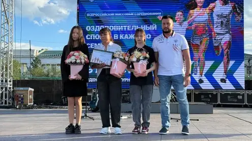 Губернатор Забайкалья поддержал семью тяжелоатлетов, пока отец защищает Родину