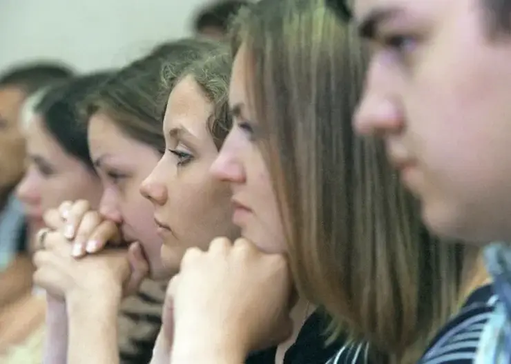 Молодёжные кредиты: как подростку оплатить высшее образование без ущерба для будущего