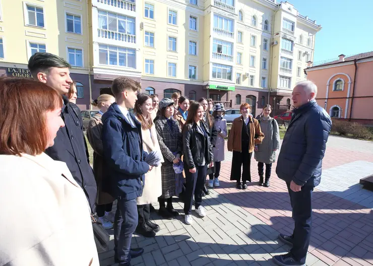 Губернатор Томской области открыл пешеходный туристический маршрут «Путь томича»