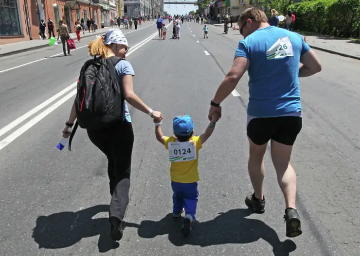 Родители более 113 тысяч детей в Приморье получают единое детское пособие