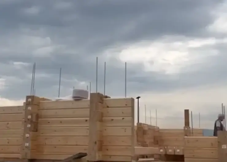 В Красноярске начали возводить храм Иоакима и Анны