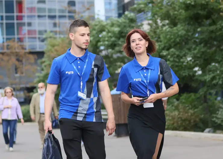 ВТБ запустил программу стажировок на сезон 2025-2026