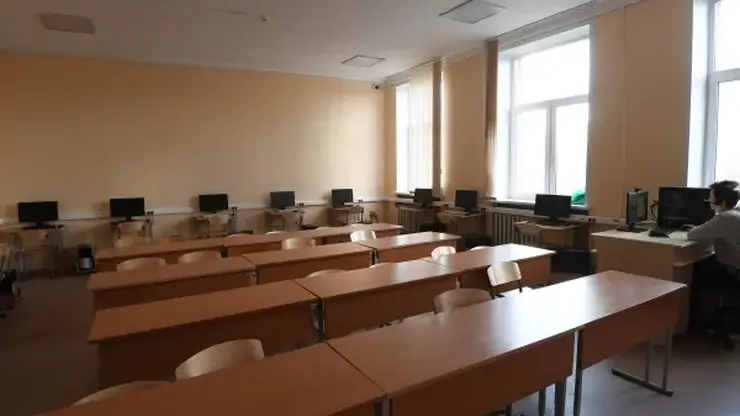 Более 60 учителей из 12 регионов поборются за вакансии в сельских школах Забайкалья