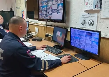 В Норильске пьяный мужчина без прав угнал машину. Его нашли с помощью «Паутины»