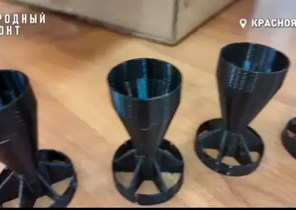 Студенты из Красноярска печатают детали для дронов на 3D-принтере и собирают гуманитарку для бойцов