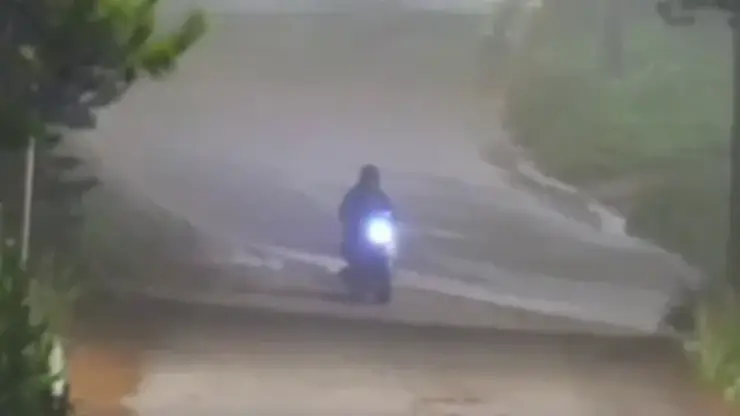 Женщина на скутере сожгла два магазина в забайкальском городе