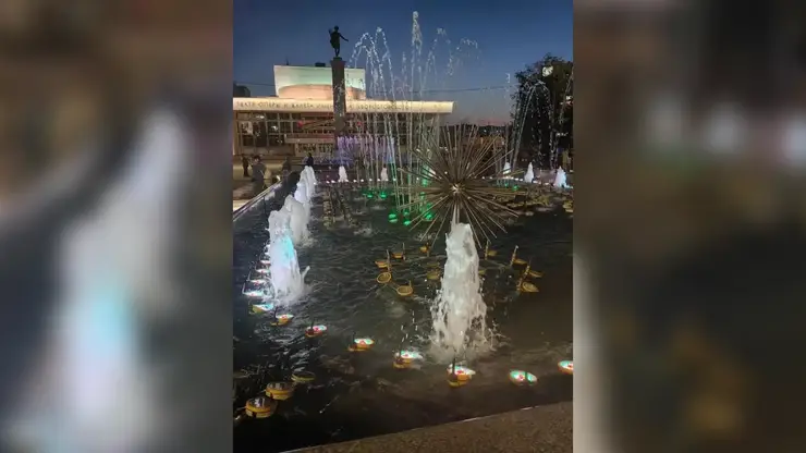 Фонтаны «поздравят» красноярцев с Днём знаний
