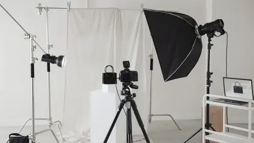 Красноярскую фотостудию обязали вернуть деньги клиентам, которые отменили бронь