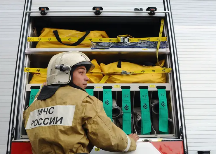 Пять человек пострадали при взрыве газового баллона в Новосибирске