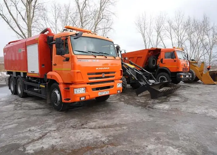 Владислав Логинов проверил готовность служб к ликвидации возможных последствий весеннего паводка