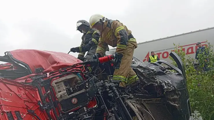 Пожары, ДТП и тушение мусора: оперативные итоги суток в Красноярском крае