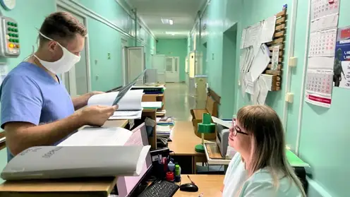 В Приморье на годовалого ребенка упал шкаф: потребовалась экстренная трепанация черепа