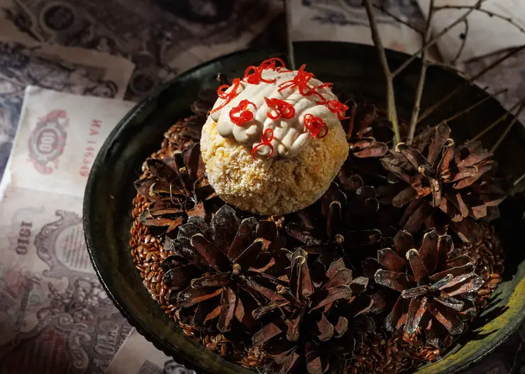 Больше чем коллаборация. Красноярский ресторан представил гастрономическую премьеру по мотивам спектакля театра Пушкина