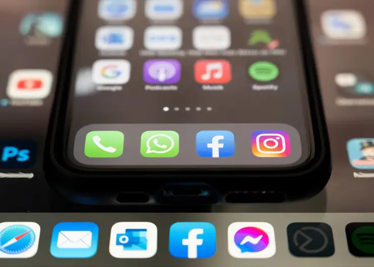 Instagram, WhatsApp,  Facebook: рассказываем, будут ли работать сервисы в России после 14 марта