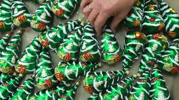 Роспотребнадзор дал советы красноярцам о красивом и безопасном украшении дома к Новому году