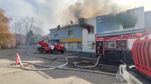 Крупный пожар произошёл в Назарове