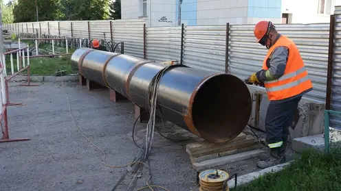 Красноярск ускоряет подготовку к зиме: масштабная модернизация теплосетей и жесткий контроль УК