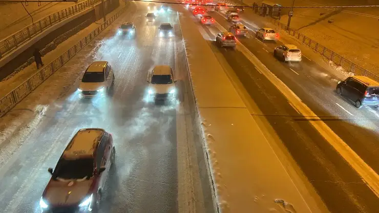 Автолюбители Красноярского края назвали сумму достойной зарплаты