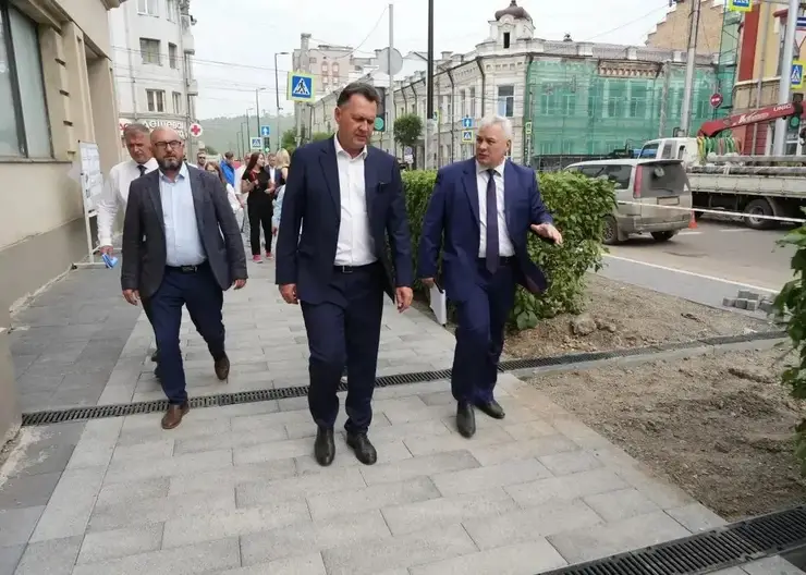 Сергей Верещагин раскритиковал подрядчиков за неаккуратный ремонт дорог в центре Красноярска
