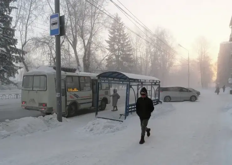 Водитель выгнал мальчика из маршрутки в мороз в Омске
