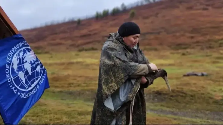 Чёрный аист Тарыс переехал в Красноярск: птицу спасли активисты