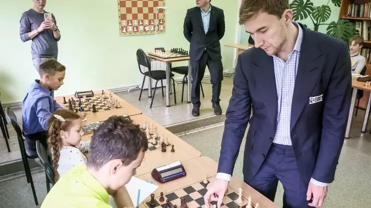 Чемпион мира по шахматам Сергей Карякин проведет в Красноярске сеанс одновременной игры в шахматы