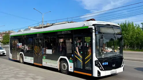 Электробус №1 временно изменил маршрут из-за сложной дорожной обстановки в Красноярске