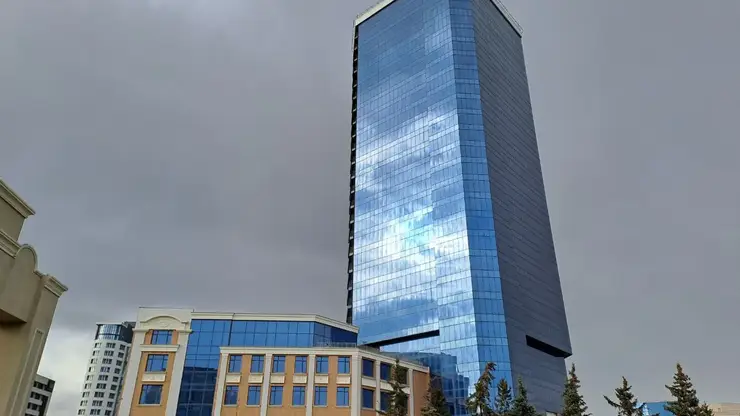 Владелец башни КАТЭК построит многоуровневую парковку на 553 машины возле площади Мира в Красноярске