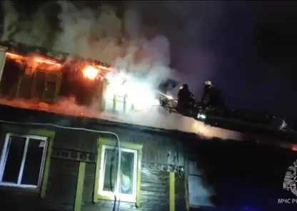 Четыре человека погибли в сильном пожаре в Новосибирске