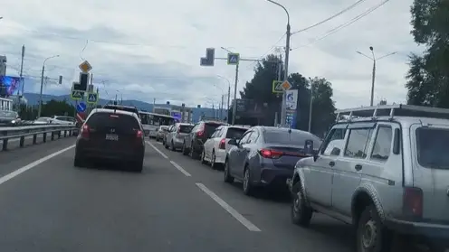 В Красноярске не работают светофоры на улице Шахтеров