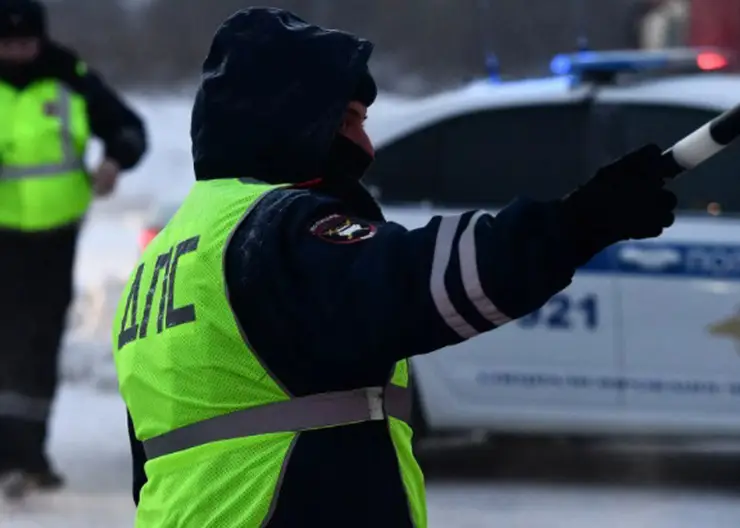 Красноярские госавтоинспекторы напоминают о правилах проезда перекрестков 