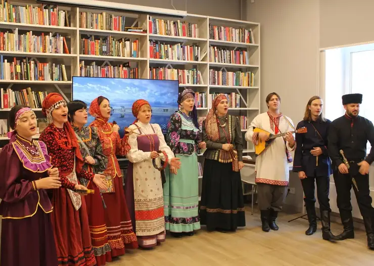 Библиотеку торжественно открыли на правобережье Красноярска после капитального ремонта