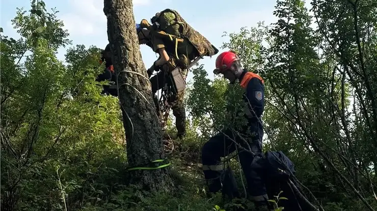 Сняли скалолаза, вывезли лодку с людьми: красноярские спасатели рассказали о недавних происшествиях с туристами