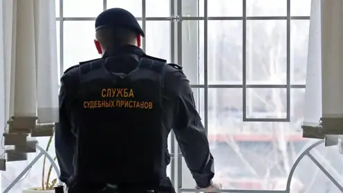 Жителя Красноярского края арестовали за отказ оплатить штраф и уклонение от обязательных работ