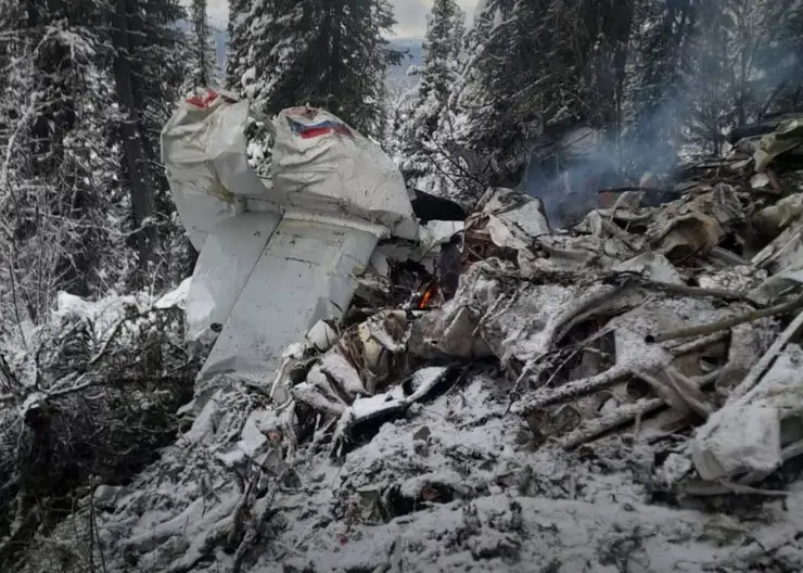 Опубликовано фото разбившегося в Красноярском крае самолета Ан-2