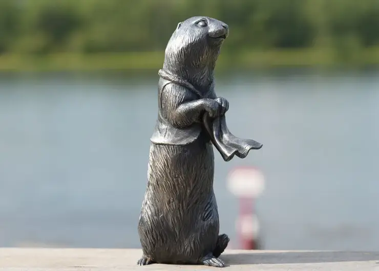 В Красноярске на правобережье появилась новая фигурка суслика