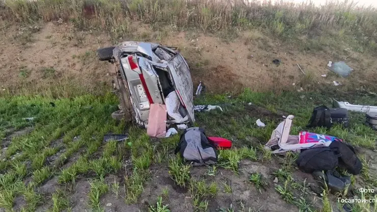 Два маленьких ребёнка пострадали в ДТП в Иркутской области