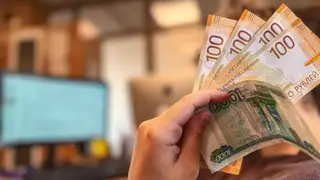 Полицейского задержали в Кузбассе за взятку УАЗом