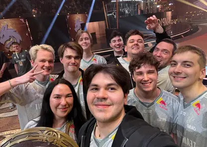 Ачинский киберспортсмен Алексей Космынин стал чемпионом мира по Dota 2 в составе команды Team Spirit