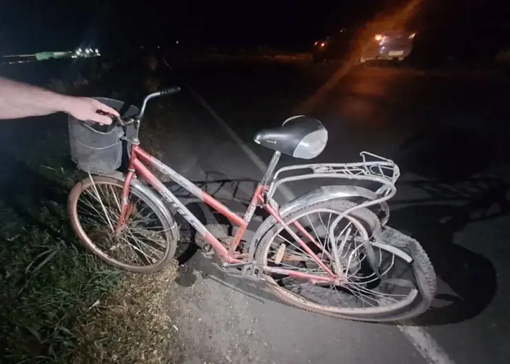 Красноярские следователи выясняют обстоятельства смертельного ДТП с велосипедистом в Курагинском районе