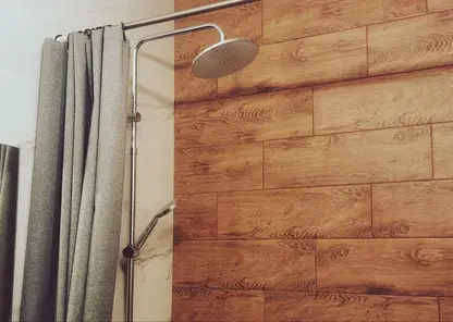 В Кировском районе Красноярска авария лишила десятки домов холодной воды