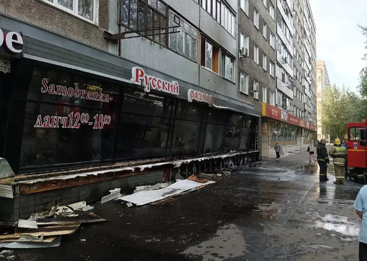 В Красноярске из-за подожженного пуха загорелось кафе