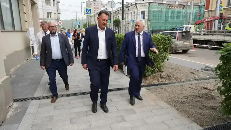 Сергей Верещагин раскритиковал подрядчиков за неаккуратный ремонт дорог в центре Красноярска