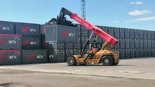 КрасЖД открыла новую контейнерную площадку на территории терминально-логистического центра станции Абакан в Хакасии